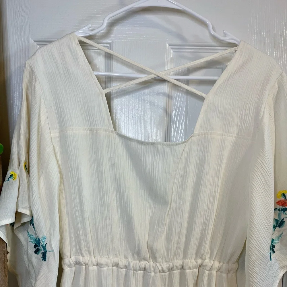 Jack by BB Dakota Gwendolyn Dress With Embroidery - Picture 11 of 11